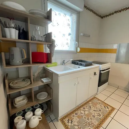 Дом отдыха Acacia - 4 Pers - Jardin - Parking Prive - Reve Au Mans Ruaudin